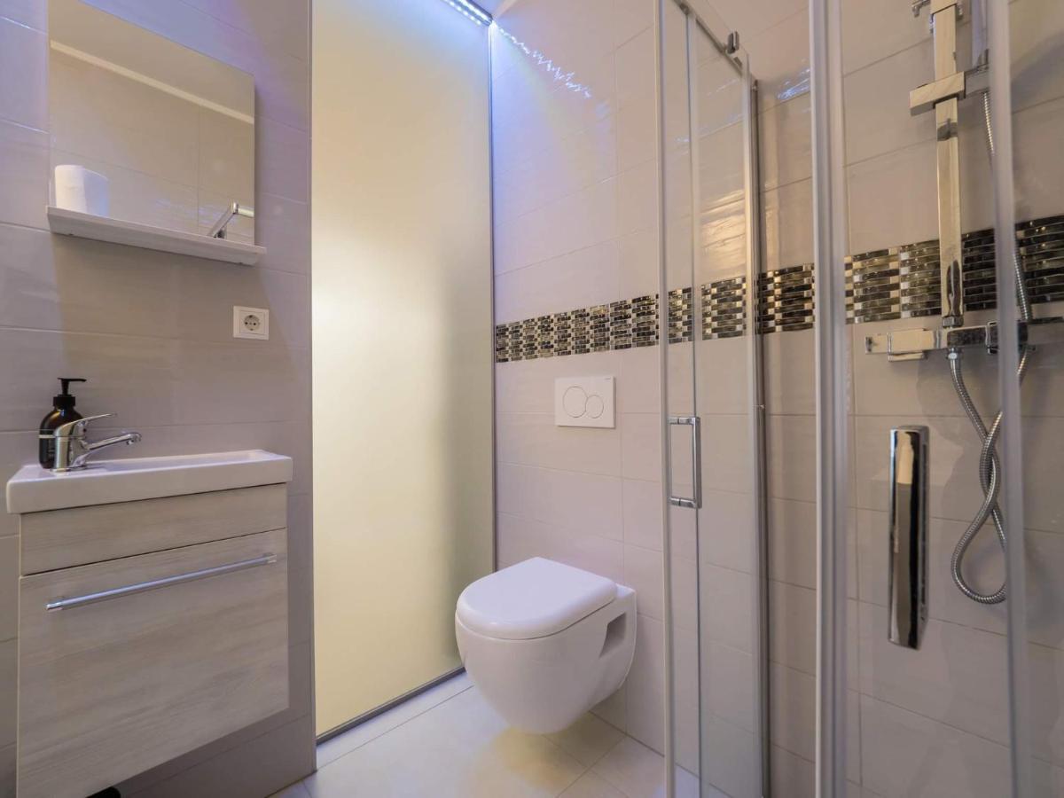 Executive Single Room With En-Suite In Guest House City Centre Λουξεμβούργο Εξωτερικό φωτογραφία