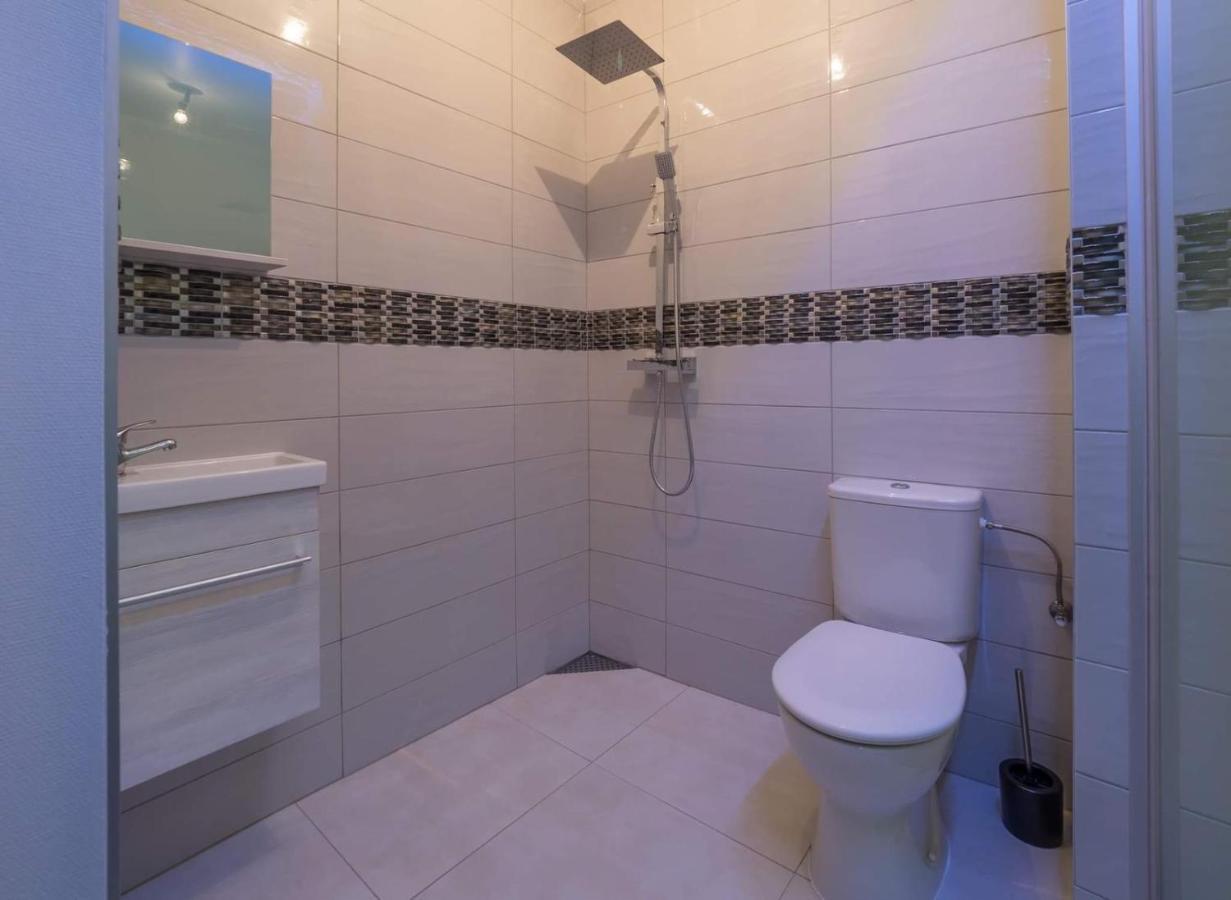 Executive Single Room With En-Suite In Guest House City Centre Λουξεμβούργο Εξωτερικό φωτογραφία